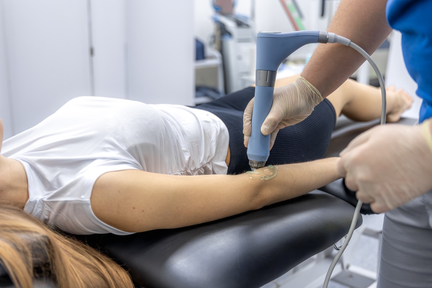 Shockwave Lithotripsy (ESWL)